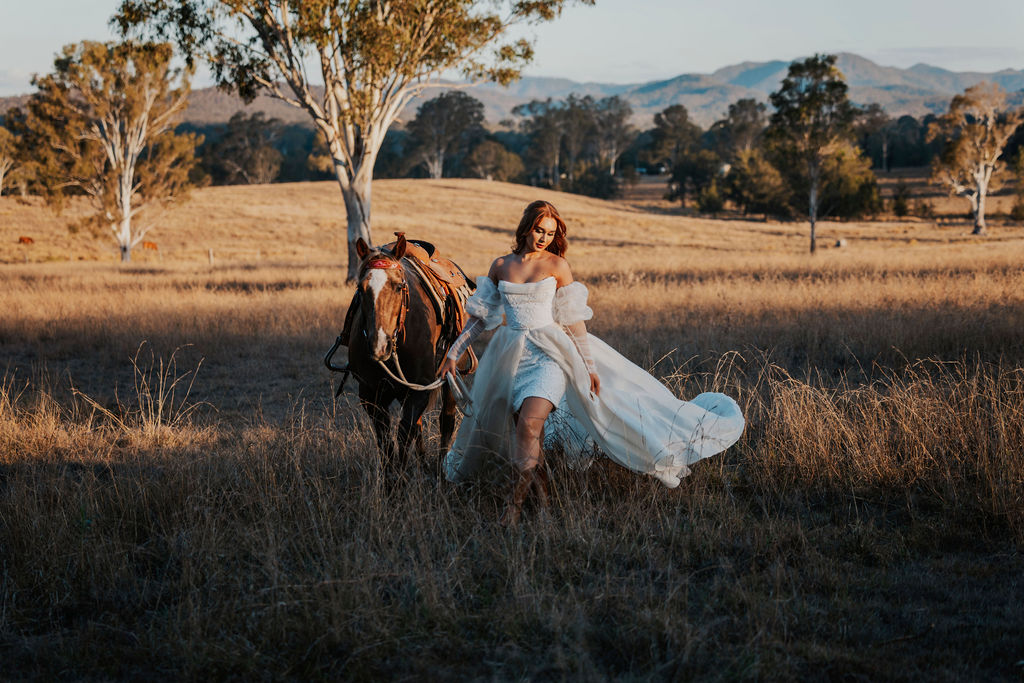 bride with a horse gympie wedding venue sunshine coast