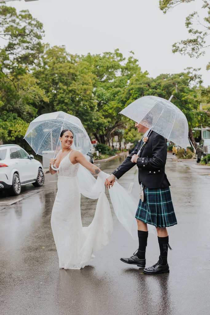 Rainy wedding day in Noosa 